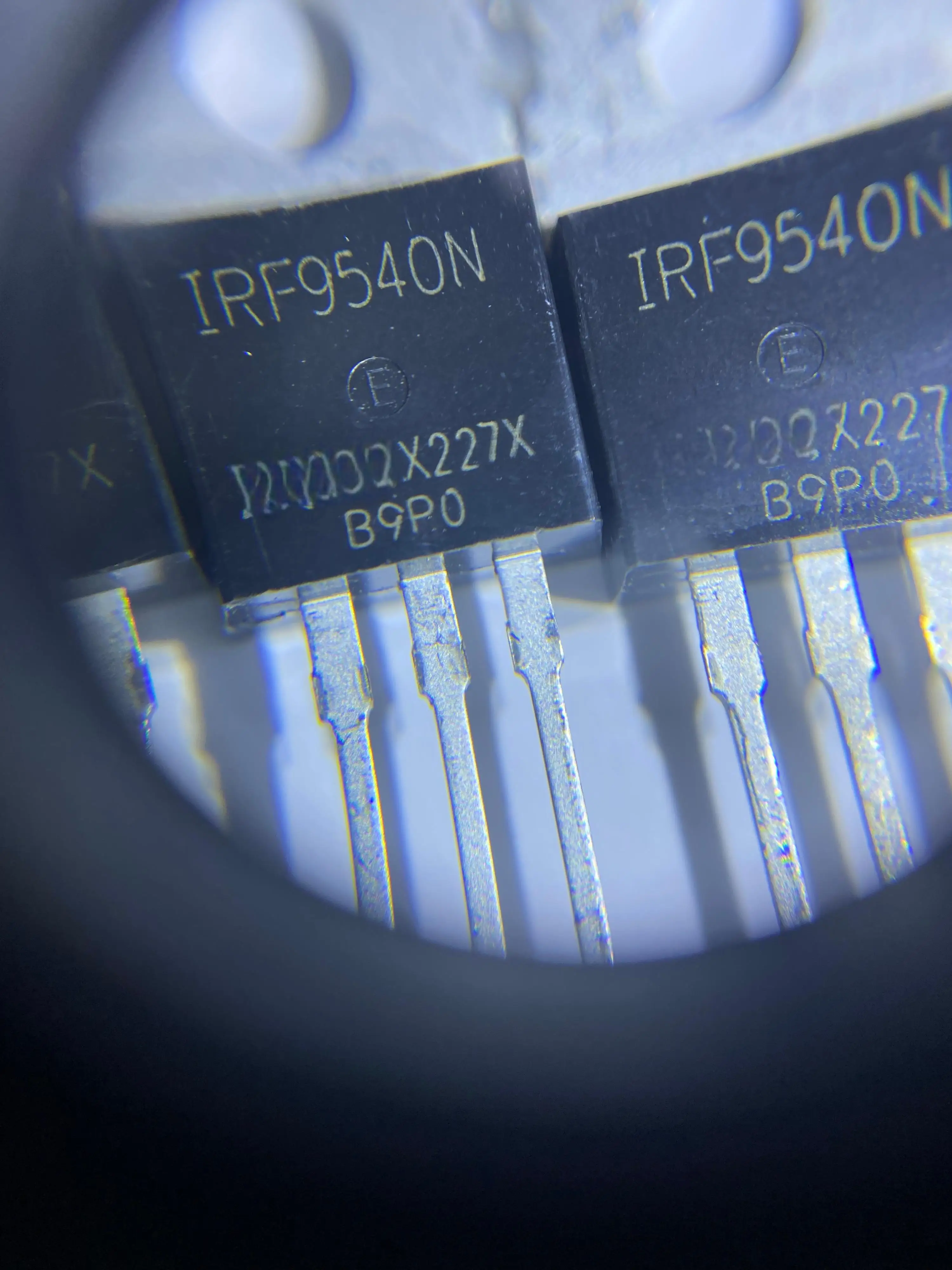 10~100Pcs IRF9540N …