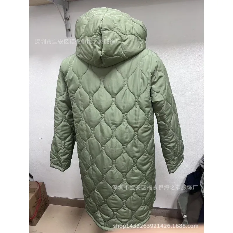 新しい女性のダウンコットンジャケット秋と冬暖かいパッド入りジャケット菱形フード付きパーカーオーバーコートコットンジャケット女性のトップ