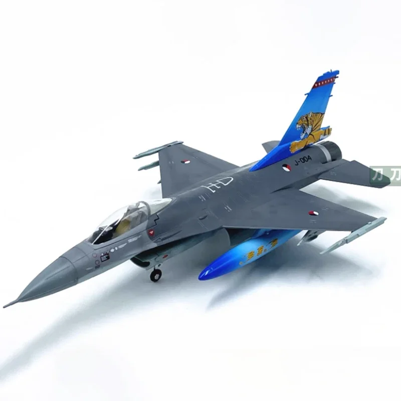 

Литой под давлением масштаб 1:72, американский истребитель F-16A, самолет тигра, пластиковая готовая модель, статическое украшение, сувенирные подарки для взрослых мальчиков