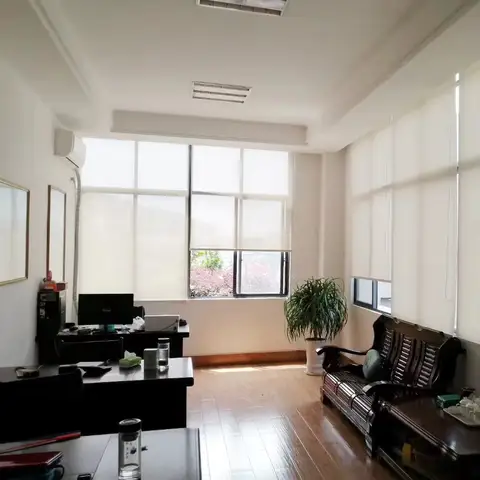 구멍을 뚫지 않고 벽에 설치할 수 있는 롤링 블라인드 암막 패브릭 다양한 색상 옵션 더블 레이어 쉐이드 Best5