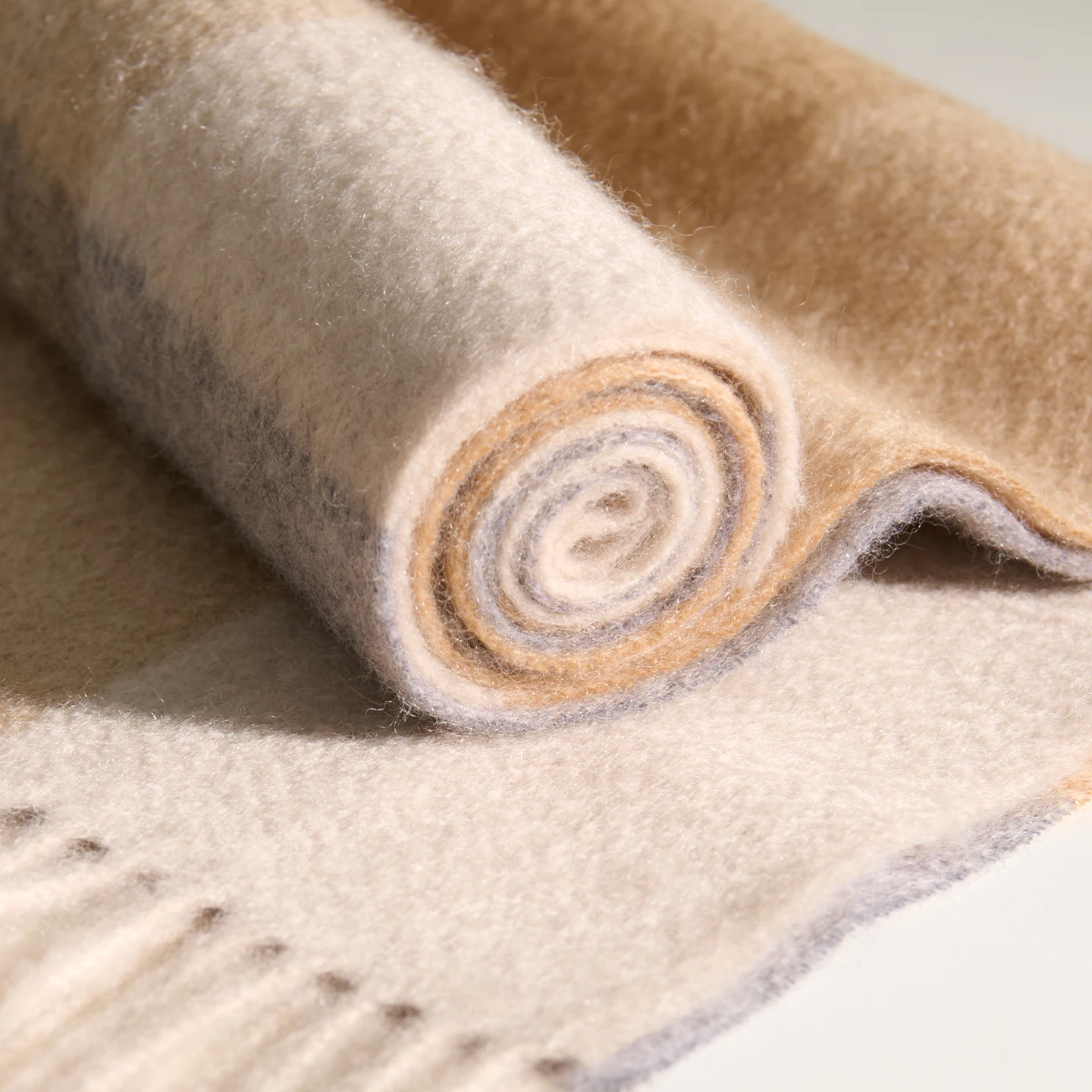 슈퍼 소프트 럭셔리 클래식 100% 캐시미어 스카프 여성 겨울 따뜻한 Shawls 및 랩 Echarpe Pashmina Ladies Plaid Scarves