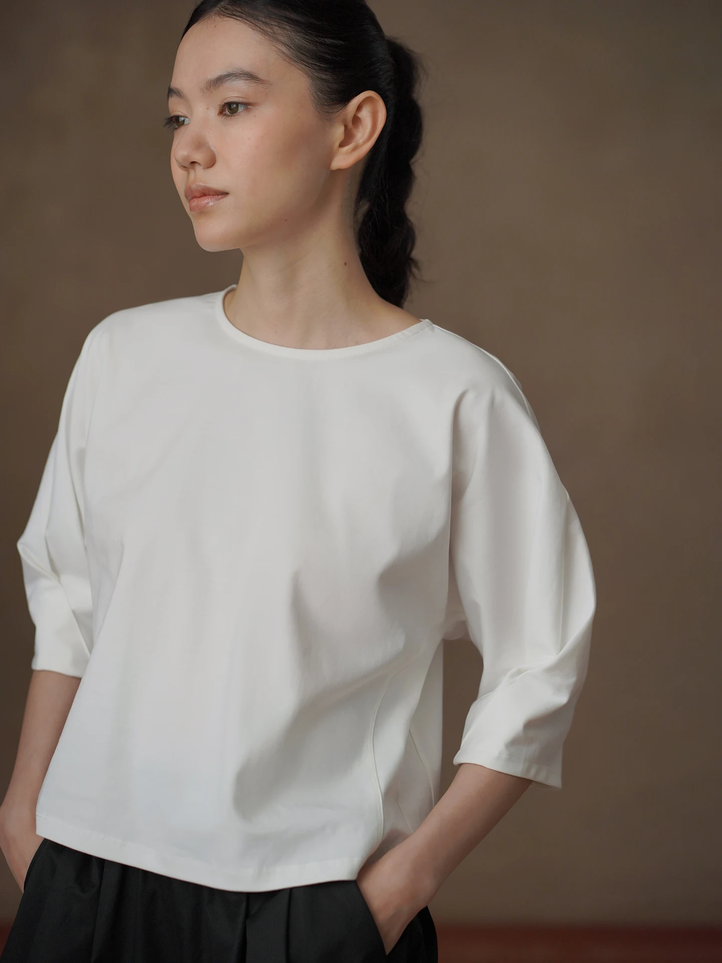 Hacikis Miss Slimming Effect T-Shirt round Neck Shoulder Connected Lamb Leg Sleeve Loose Meat Covering Design Cotton Blend Su...