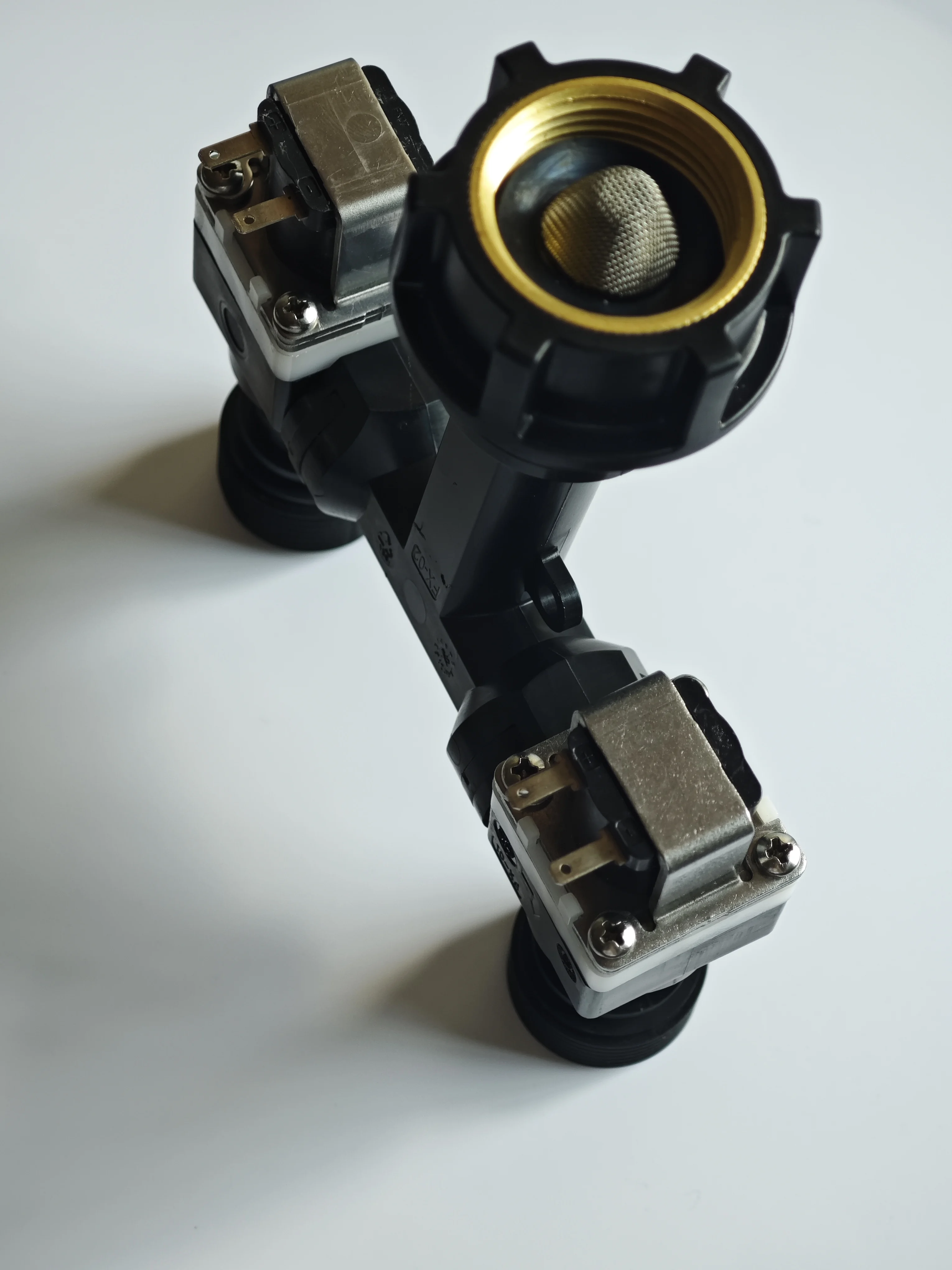 Irrigation Solenoid Valve With Two Coils