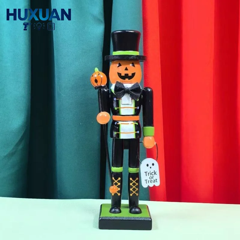Schiaccianoci in Legno di Hall - Nutcracker Figurine recensione e prezzo