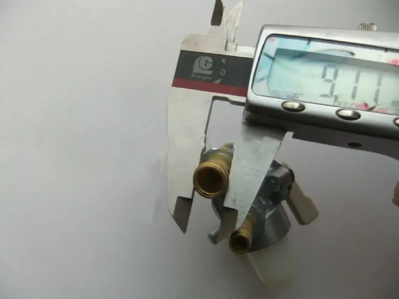 GT1000 صمام الوقود ل GB18G GBG30G GM391 GB290 GT1300 مولد المكربن الديك الكربوهيدرات بيتكوك الصنبور #1