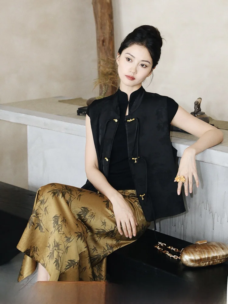 

TAIYANG New Chinese Sle Embroidered Casual Vest Versatile Faionable Top Quali Summer 2024 Other Material Vest