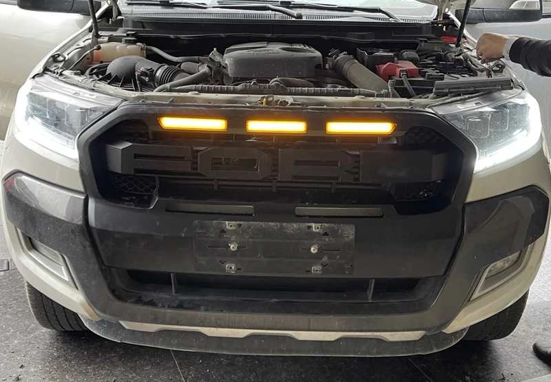 Led Drl Daytime Lights Front grille Mesh Mask Cover Lighting Fog Lamps Fit For Ford Ranger Everest 2018 2019 2020 2021 2022