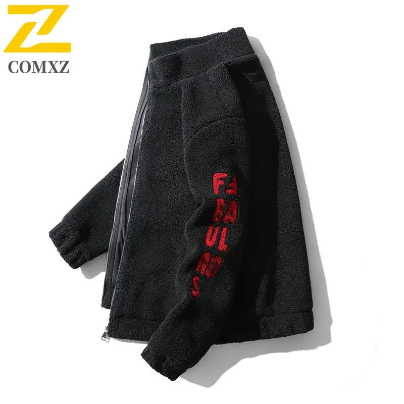 سترة شتوية للرجال من COMXZ بتصميم سميك لرحلة التزلج ميزة دافئة لمغامرة الثلج سترة من صوف الضأن 2025 معطف مبطن بتصميم مقاس كبير