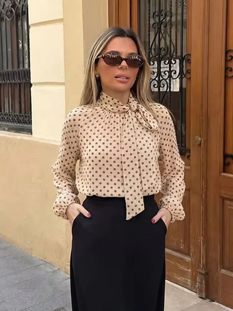 Elegante Damenbluse mit Polka-Dot-Muster und Schleifenkragen, Langarm, Modisch, High-Street-Chic, Dünnes Oberteil, Trendig 2026