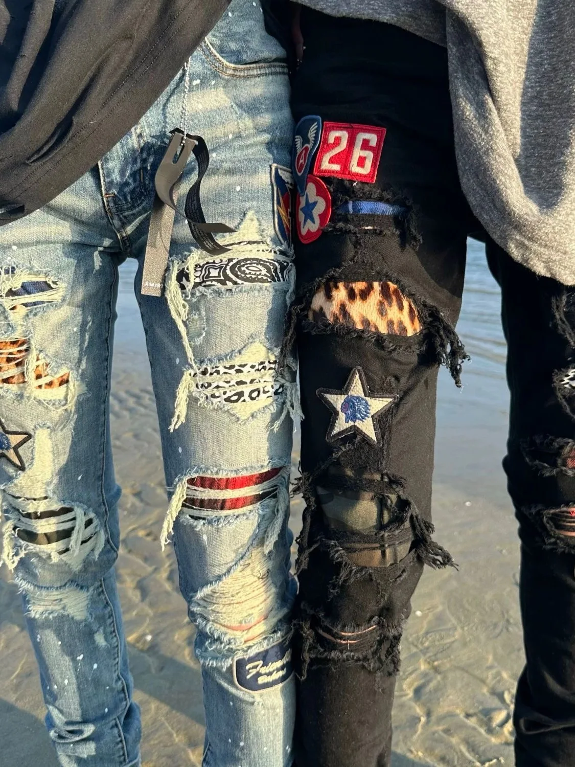 Trendy High Street Men's Jeans with Patch Badge Hole Punching Slim Fit Long Pants Casual Wear mid Waist Zipper Closure