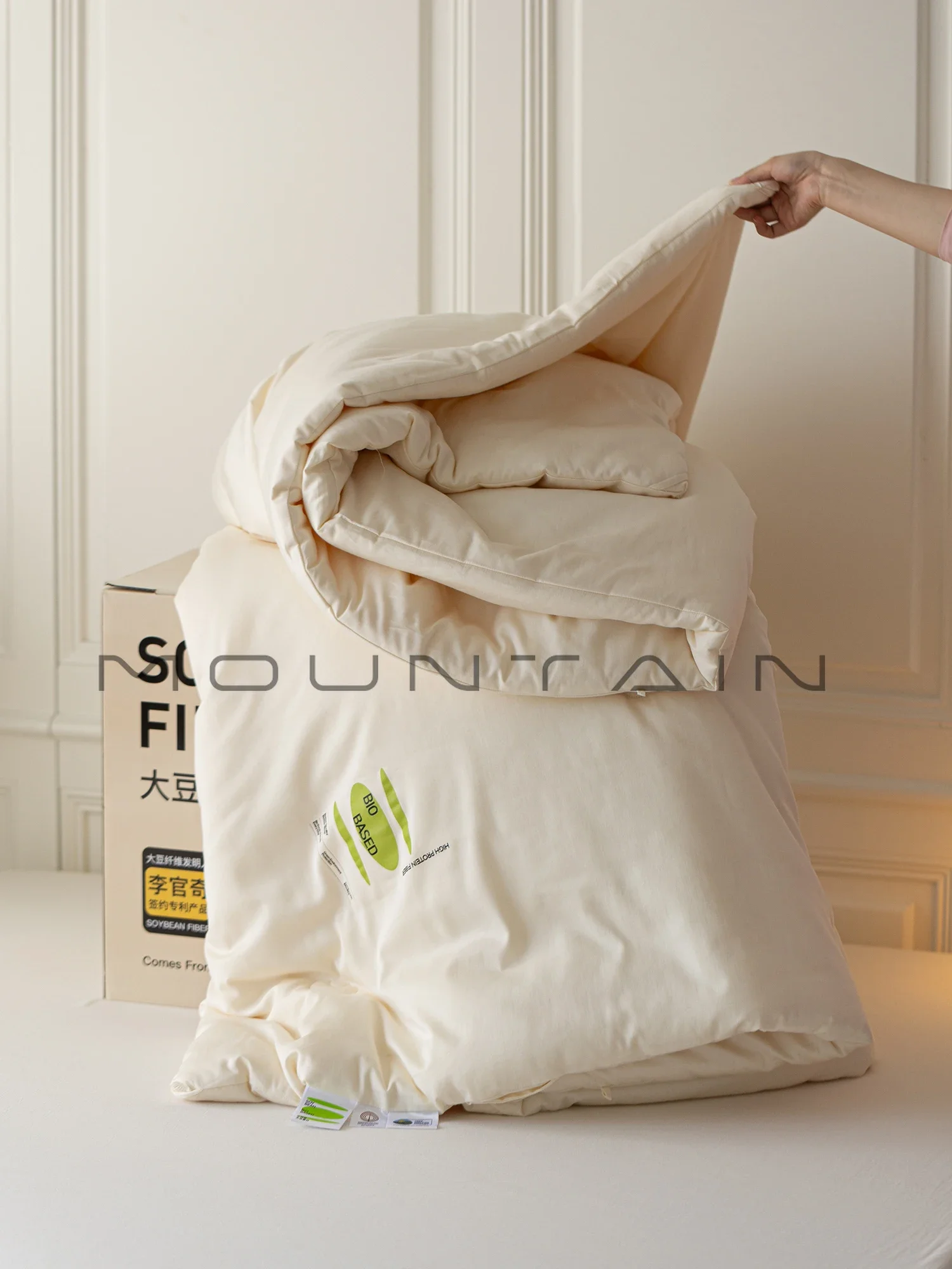 Japanese bacteriostatic soybean quilt, winter quilt to keep warm, spring and autumn quilt skin-friendly double four-season quilt