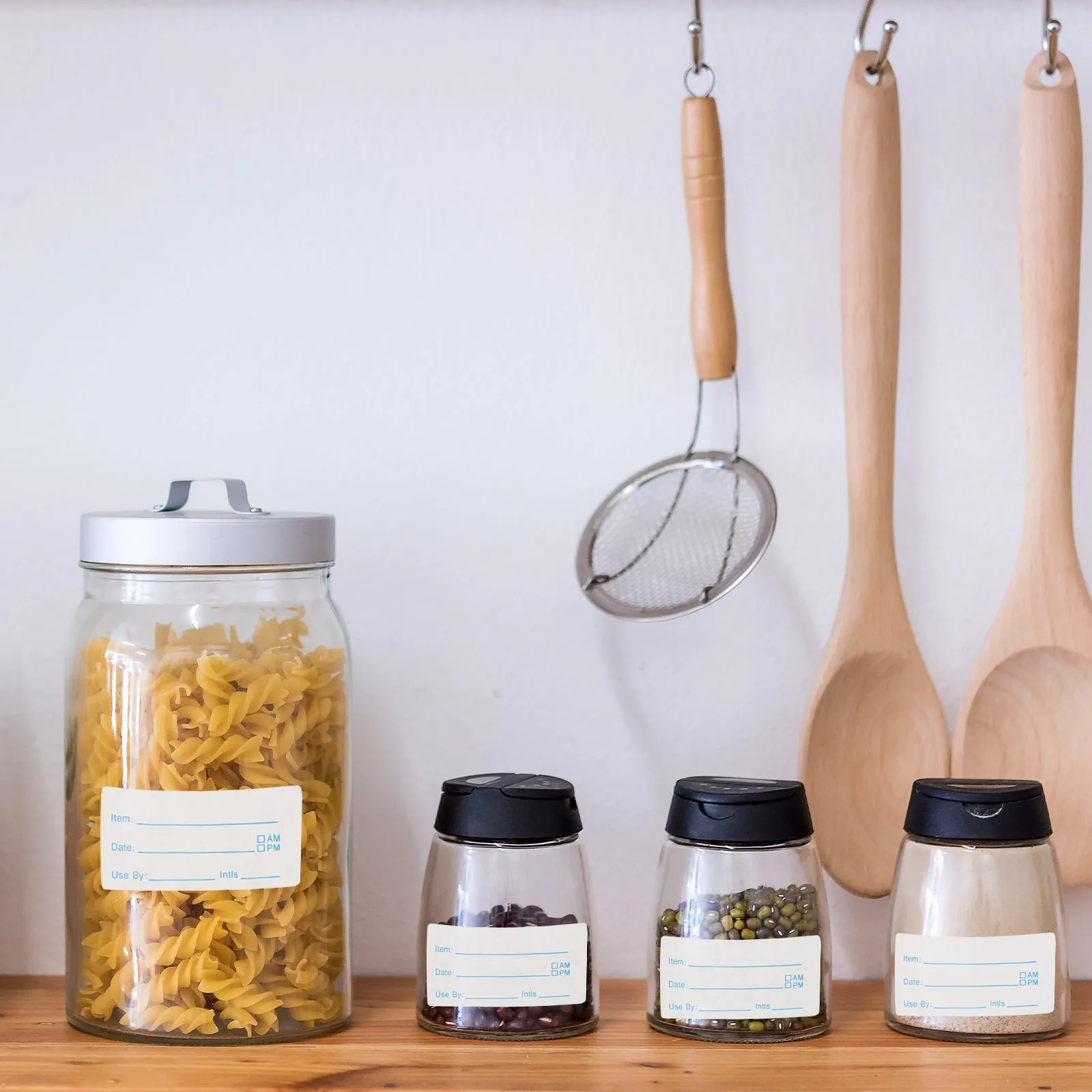 

Food Labels Stickers for Jars Containers Date Tracking Expiration Monitoring in Home Kitchen Restaurant Settings