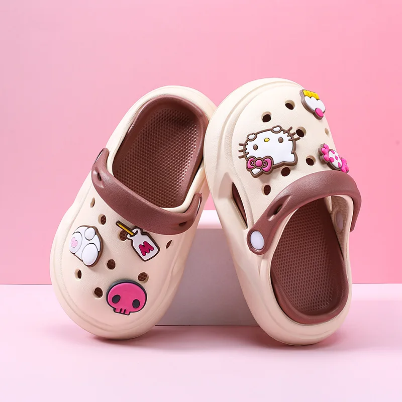 Cartoon Sanrio Hello Kitty Platform Clogs Women Kuromi Skull Charms Lightweight Eva Non Slip Summer Indoor Daily Walking Sandals view 4