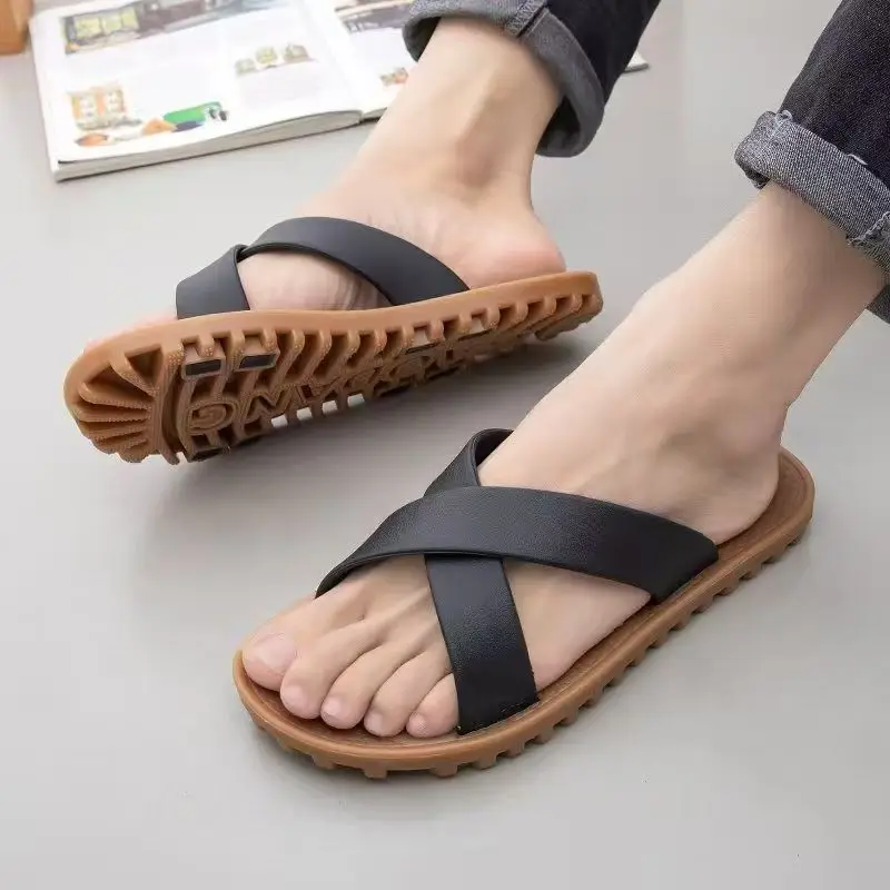 Summer New Men Criss-Cross Strap One Word Slippers Soft Sole Non Slip Lightweight Home Slippers Outdoor Beach Slippers Sandals
