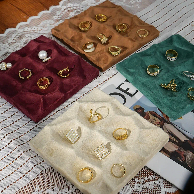 

Unique Rings Display Tray New Creative Square Jewelry Brooch cufflinks Organizer Holder Earring Pearl Display Tray 14.2cm