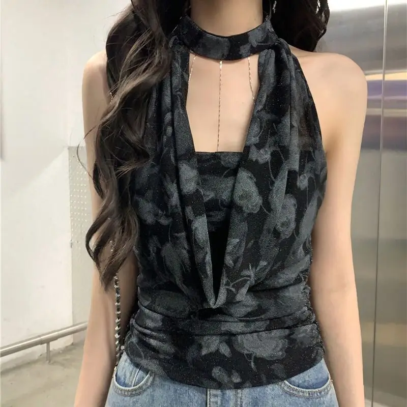 

Design Chain Swaying Neck Sweet And Cool Hot Girl Halter Neck Waist Vest Women Summer New Slim Hot Girl Top