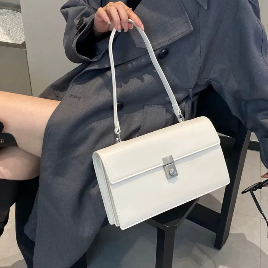 

Autumn New Arrival Fashionable High-End Crossbody Bag Minimalist Underarm Bag Commuting Single-Shoulder Bags for Women
