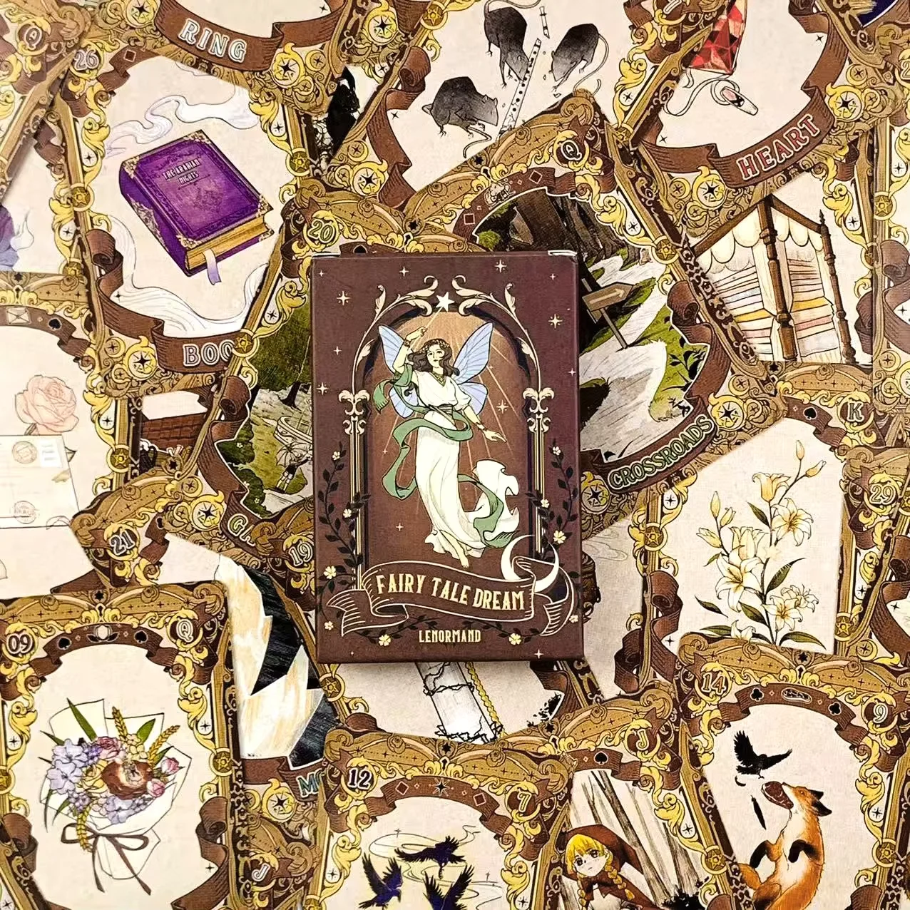 Märchenhafte Traum-Lenormand-Karten 44 Karten Vintage Märchen-Orakel-Deck Wahrsagerei Zukunftsdeutung Hexen-Karten mit Goldrand – Detail 5