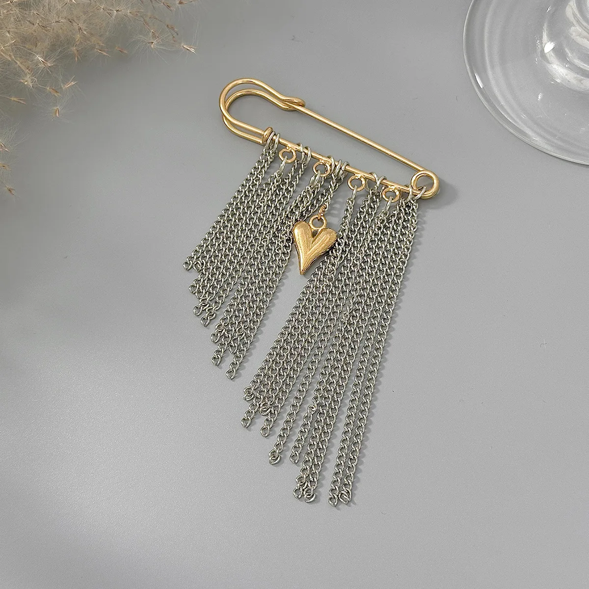 New Multi-Functional Chain Tassel Brooches Handmade Adjustable Clothes Accessory Detachable Beaded Chain Pin Women