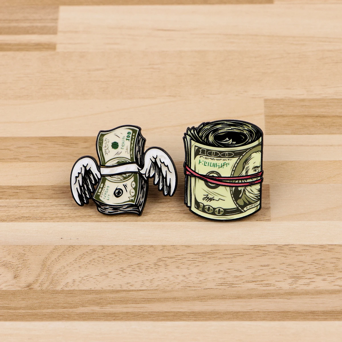 Dollar Wings Enamel Pins Cartoon Banknote Brooch Pines Lapel Pin Badge on Backpack Clothing Accessories Fashion Jewelry Gifts