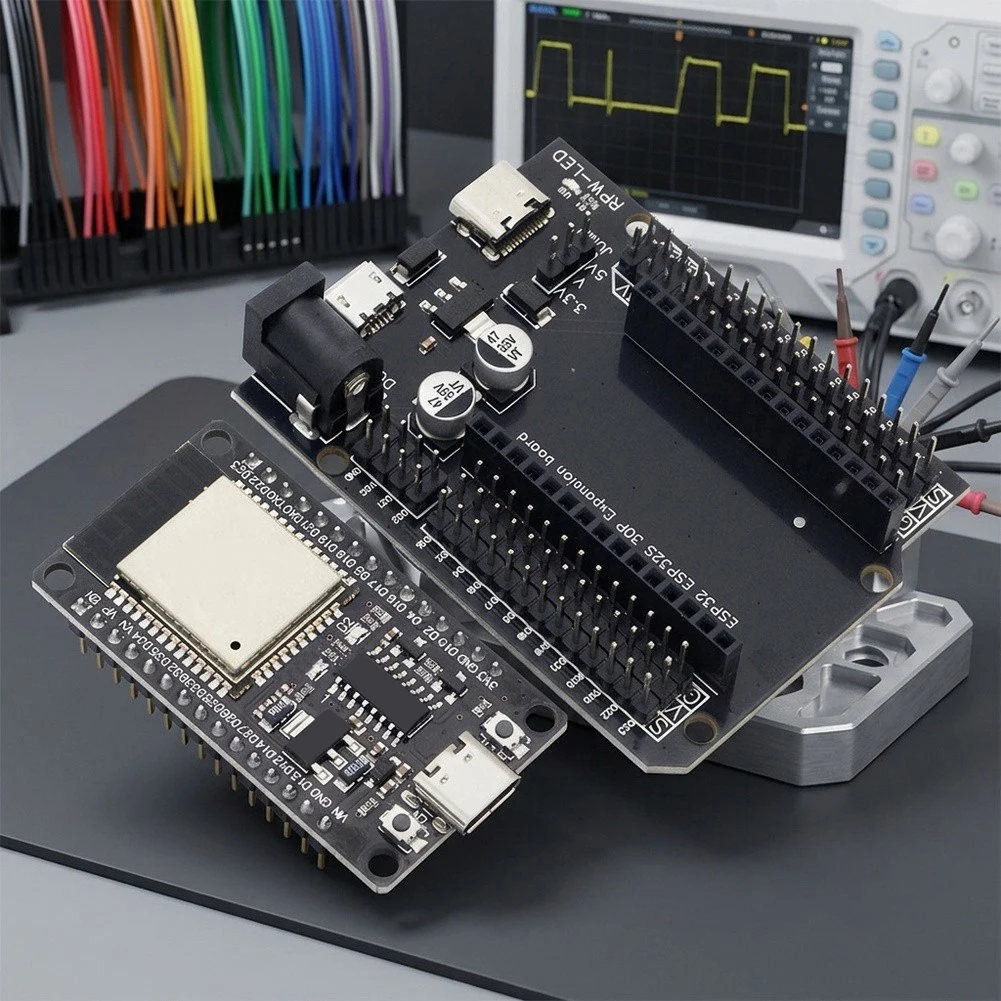 USB-C For ESP32 Development for platform for Wireless For IoT Solutions Dual-Core 32-Bit 600DMIPS Processing Capability
