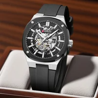 Reloj mecánico CURREN moderno para hombre, correa de silicona negra de cuerda automática con esfera transparente, reloj de pulsera deportivo con manecillas luminosas