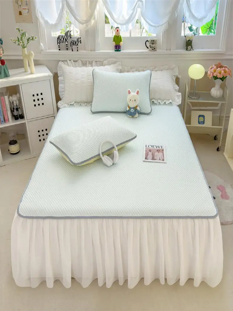 

Летняя простыня с кружевной отделкой, мягкий охлаждающий шелковый матрас с оборкой, цветочная отделка, новинка 2025 года, аксессуары для постельного белья из полиэфирного волокна