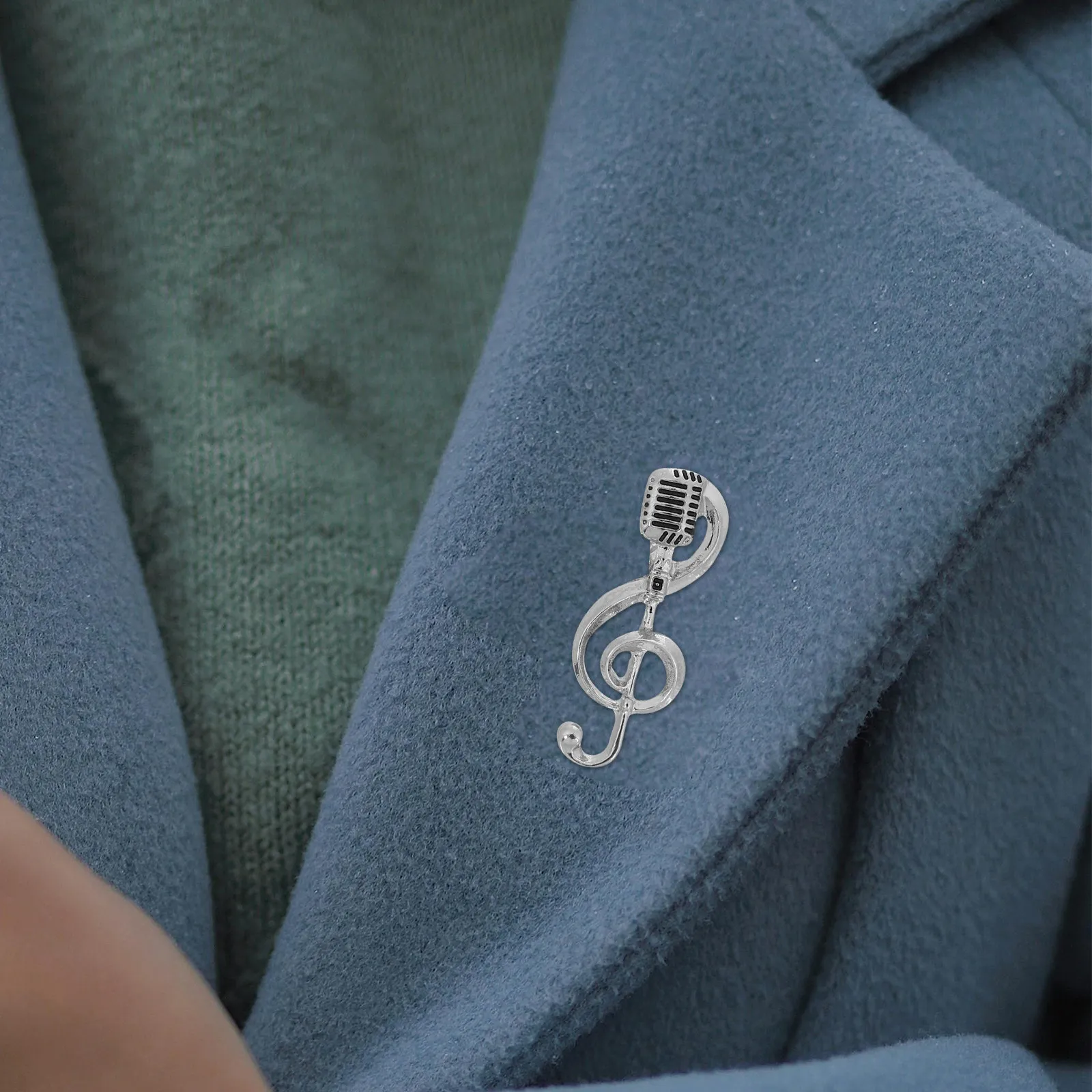 2Pcs Music Note Microphone Lapel Pins Metal Brooch Set Elegant Music Lover Accessories for Party Clothing Bags