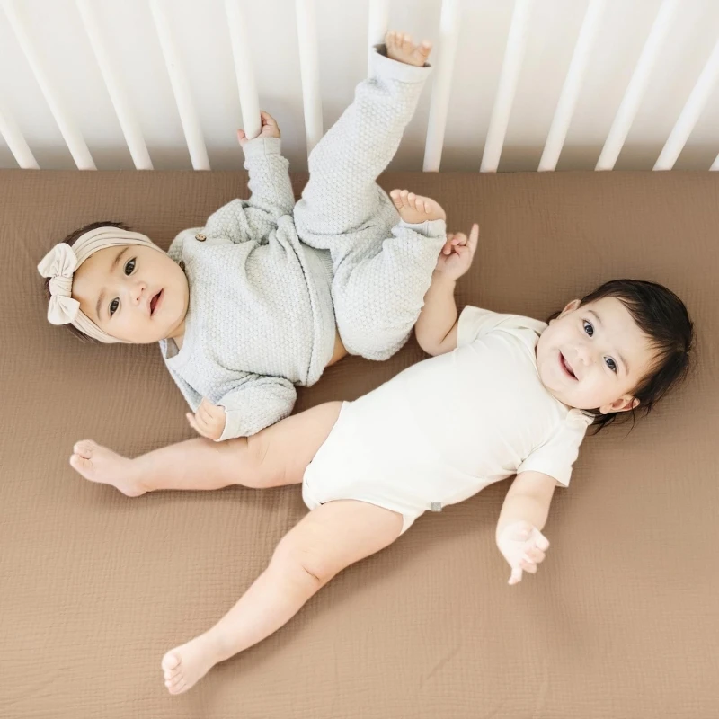 2 Pçs/set Lençol Cama Do Bebê Meninos Meninas Berço Lençol Capa Removível Capa Cama Confortável para Bebês Tamanho