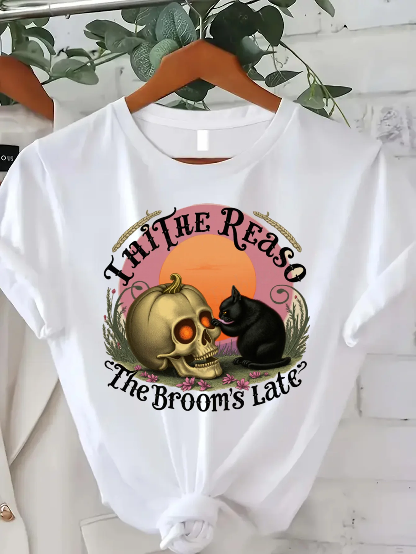 

Round Neck T-shirt Halloween Cat & Skull T-Shirt Women's Plus Size Funny Broom Late Design Short Sleeve Tee Fashion Casual Top