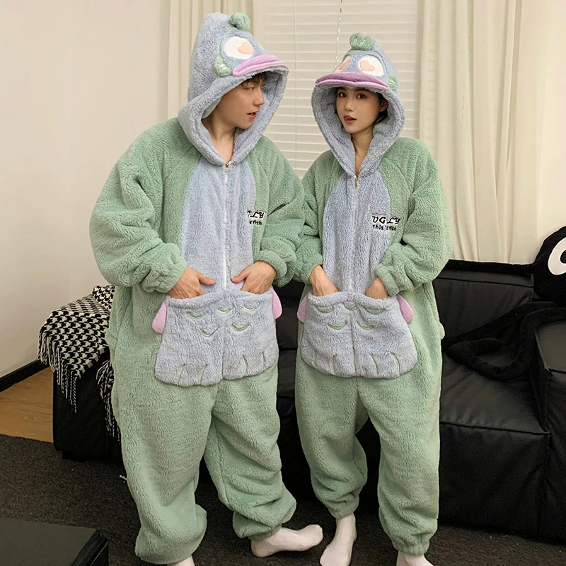 Kigurumis Winter Paar Pyjama Overalls Frauen Männer Korallen Fleece Nachtwäsche Stram pler Cartoon weich warm verdicken Pyjama Liebhaber Pijama