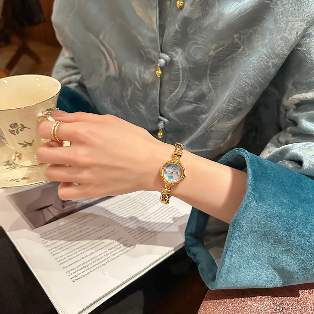 Elegant Women'S Wristwatch, New Light Luxury Small Gold Watch, High-End Bracelet Watch, Exquisite And Versatile Timepiece.