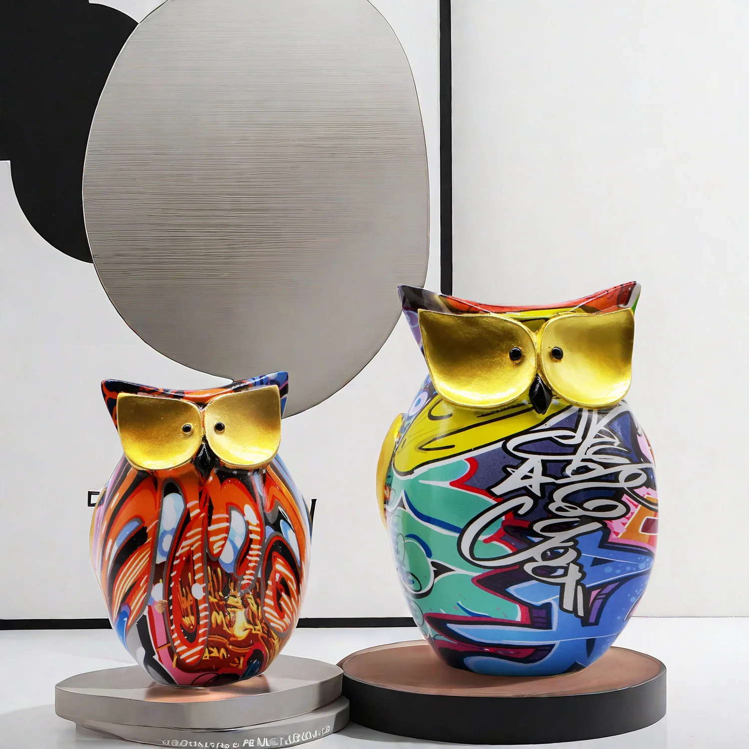 

European and American Creative Colorful Resin Crafts Owl Ornament Home Wine Cabinet Living Room Resin Decoration