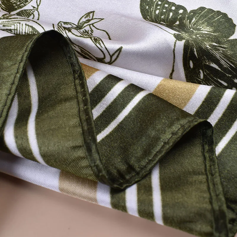 Écharpe imprimée Vintage Beige pour femmes, douce et élégante, adaptée à toutes les saisons, écharpe carrée polyvalente, peut être utilisée comme foulard, 1 pièce