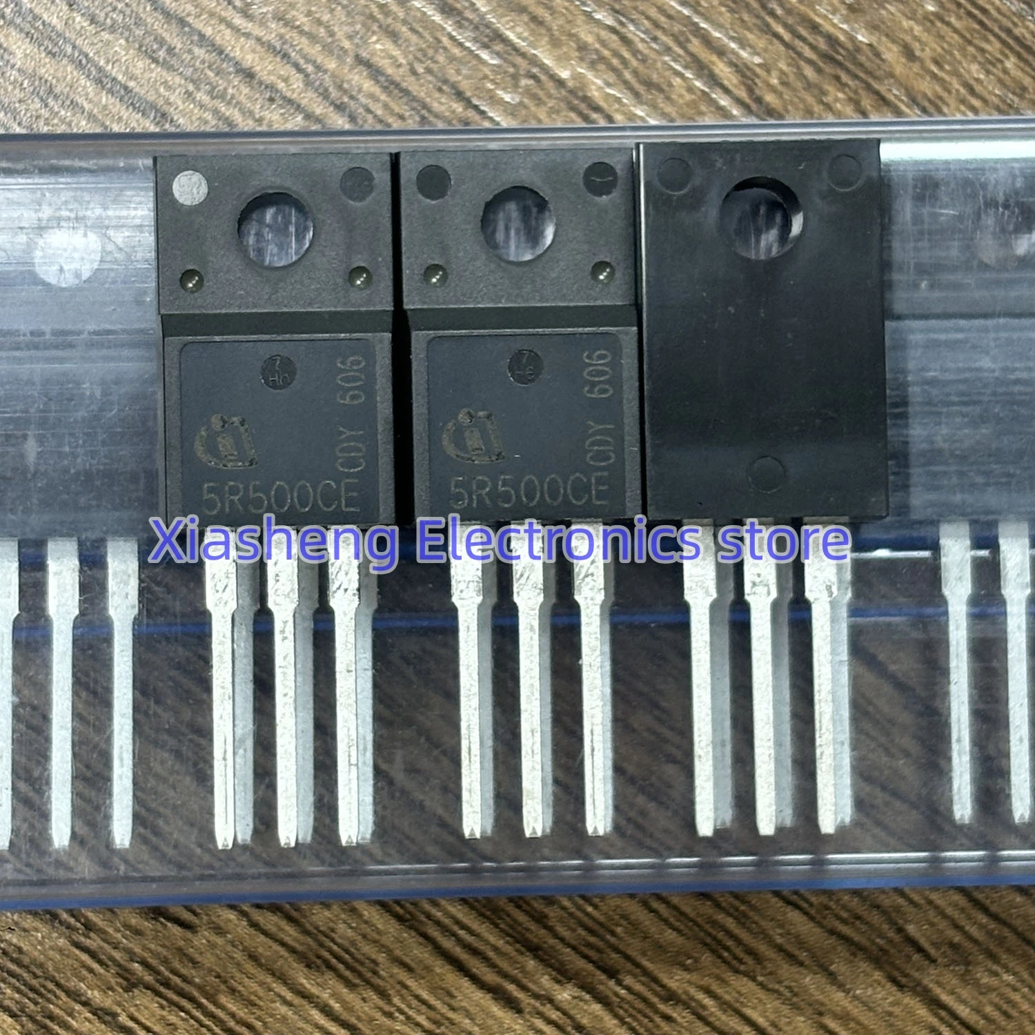 

New Original 10Pcs IPA50R500CE 5R500CE TO-220F 500V 5.4A MOSFET Field-effect Transistor Good Quality