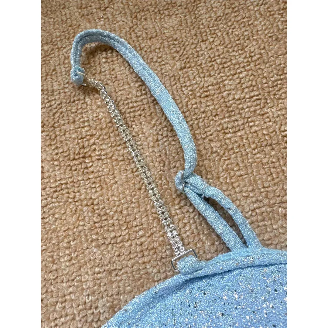 Badeanzug mit Ausschnitt am Bauch, Metallring, Damen-Badeanzug, einteiliger Badeanzug, Damen-Badeanzug mit hohem Beinausschnitt, Monokini, gepolsterter Badeanzug, Badeanzug, Modell V7032. – Detail 8