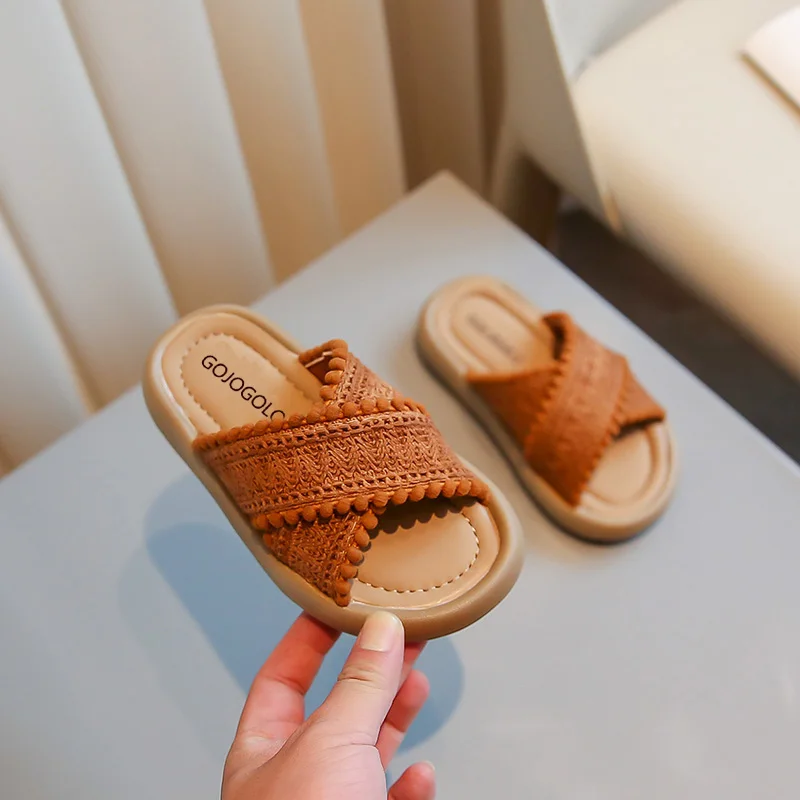 Sandali da spiaggia moda estiva per ragazze Pantofole comode da esterno casual Moda per bambini Fondo morbido Cento scarpe basse 23-37