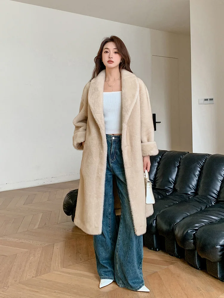 معطف فرو المنك الطويل للنساء، ملابس خارجية شتوية أنيقة، دافئة ومريحة، تصميم يسمح برفع الذراعين، فاخر وعصري