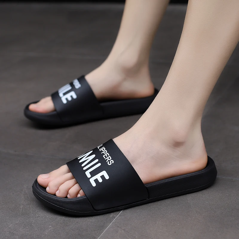 New Fashion Men Slippers EVA Soft Sandals Men outdoor Home Flip Flops Slides Non-slip Summer Beach Sandals Men Shoes 39-47