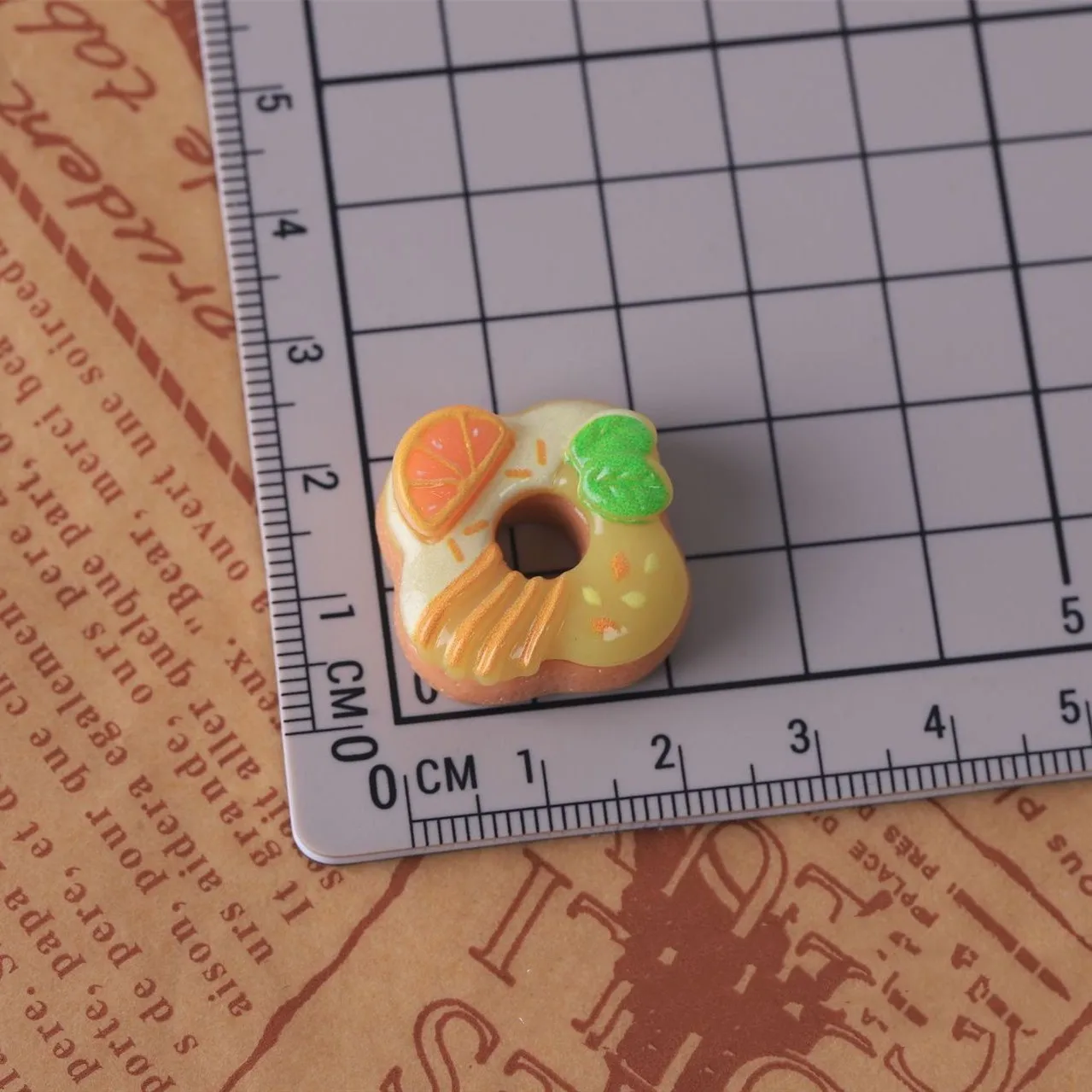 8 stücke Neue Kawaii Harz Mini Flatback Donuts Cabochon Deco Teile Material Sammelalbum Decoden Charms Handwerk Sammelalbum Zubehör – Detail 5
