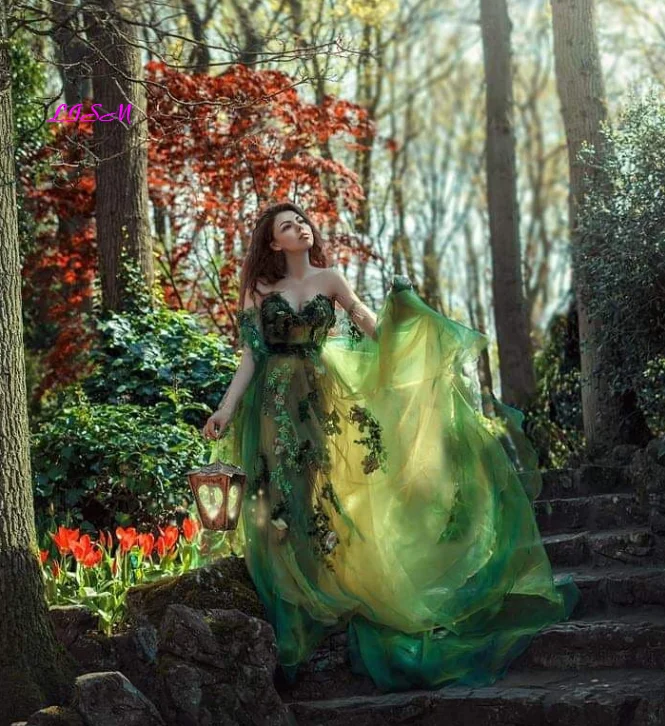 Emerald Green Prom Dresses Pretty Floral Tulle Evening Gowns Elegant Long Sleeves Sweetheart Jungle Fairy Dress