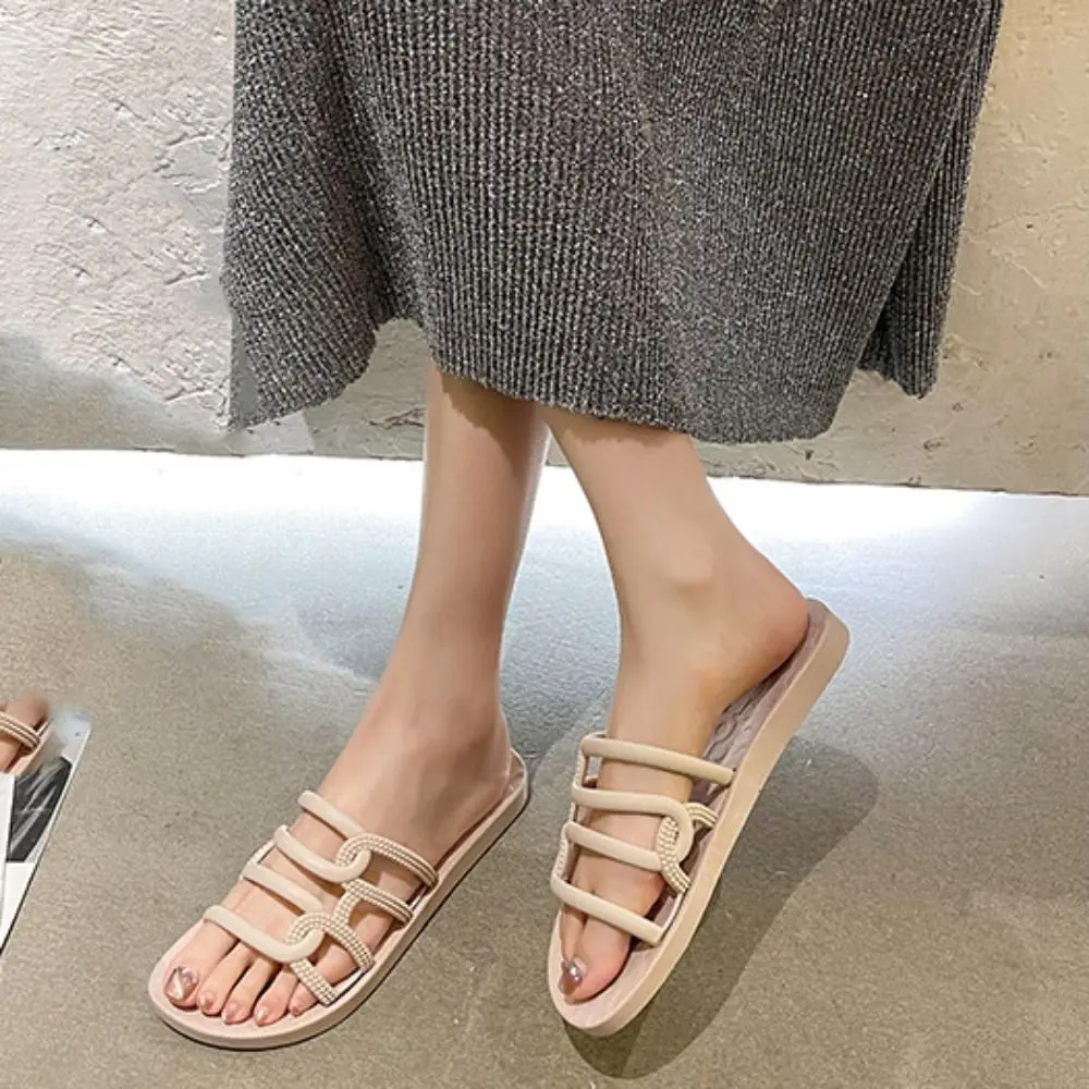 

Универсальные полые тапочки на плоской подошве, тапочки из искусственной кожи на мягкой подошве, женская повседневная верхняя одежда, шлепанцы, летние сандалии