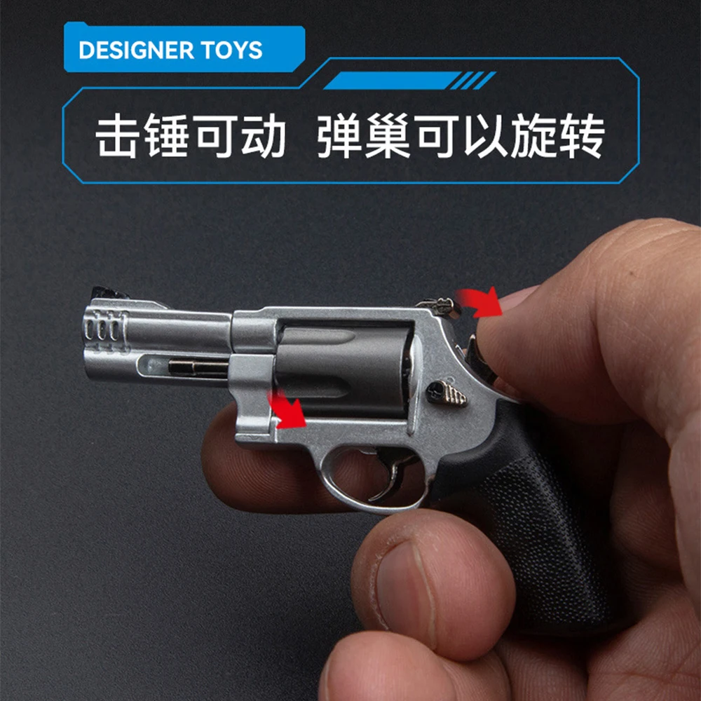 Tactical Toy Gun Keychain M500 Miniature Revolver Mini Model  Small Revolver Disassembly Toys for CS Collection Pendant Gift
