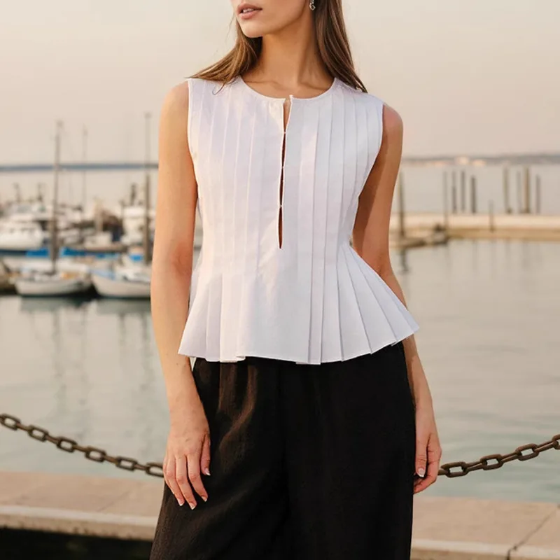 

Pleated Sleeveless Pullover Women Summer White Elegant Demeanor Back Strap Design Versatile Textured Vest Sweet Comfortable Top