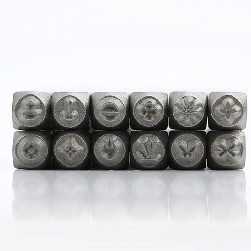 12 Pcs Roman Numerals Steel Stamps Set 3mm Brass Punch for Metal Stamping Leather Craft Date Marking Jewelry Making Tool view 3