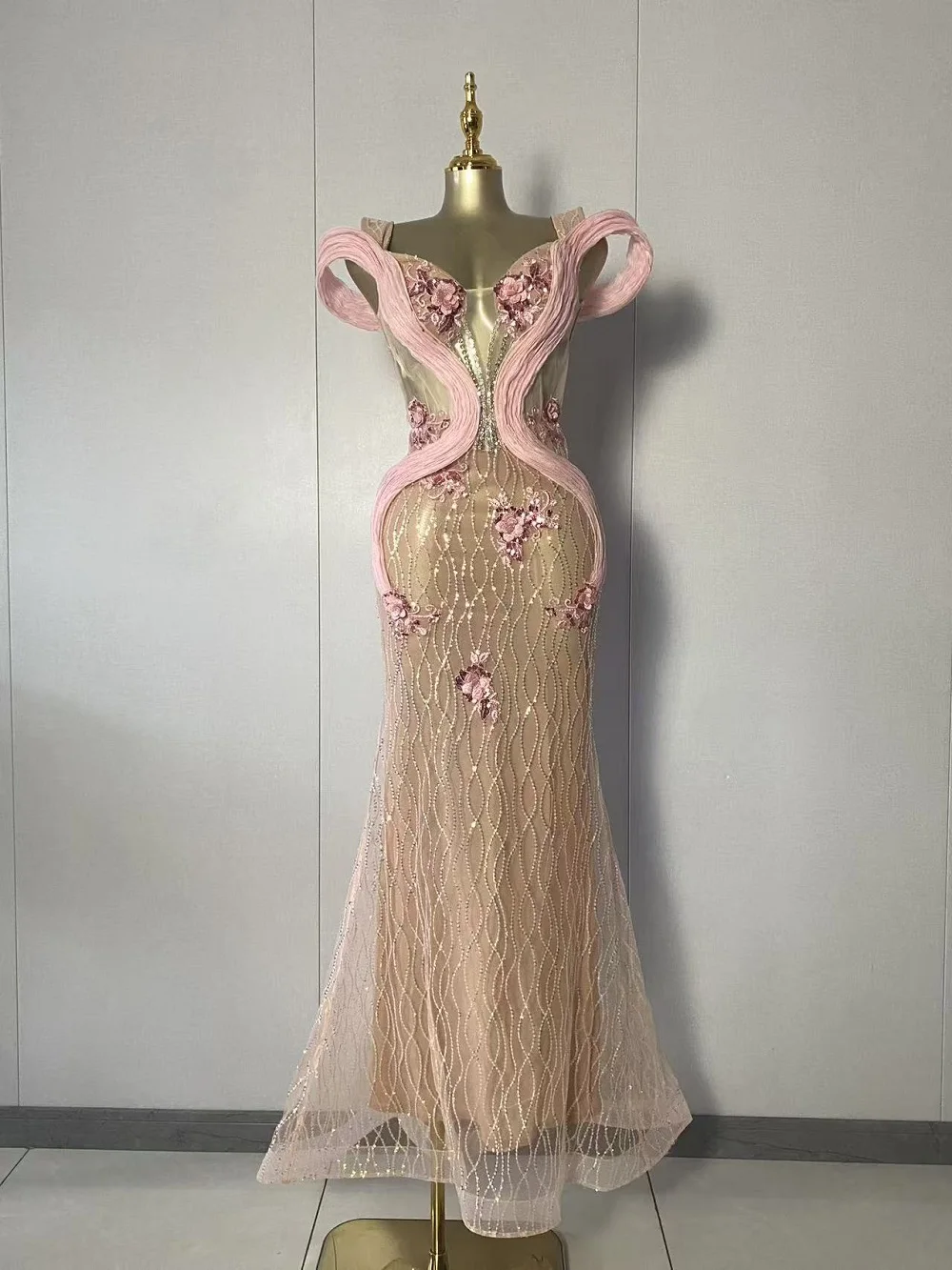 

New Women Luxury Sleeveless Diamonds Mesh Pink Maxi Long Dress 2025 Elegant Evening Club Luxury Birthday Party Dresses