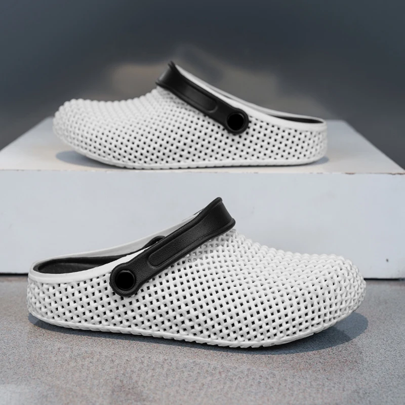 Summer Men's Clogs Hollow Out Beach Shoes For Men Comfortable Breathable Platform Sandals Man Outdoor Casual Designer Slippers