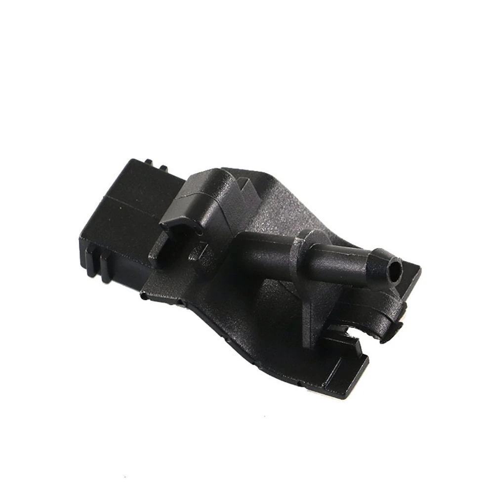 2Pcs Front Windshield Wiper Washer Jet Nozzle for Toyota Corolla Altis Camry Auris Highlander RAV4 85381-12300 85381-12300
