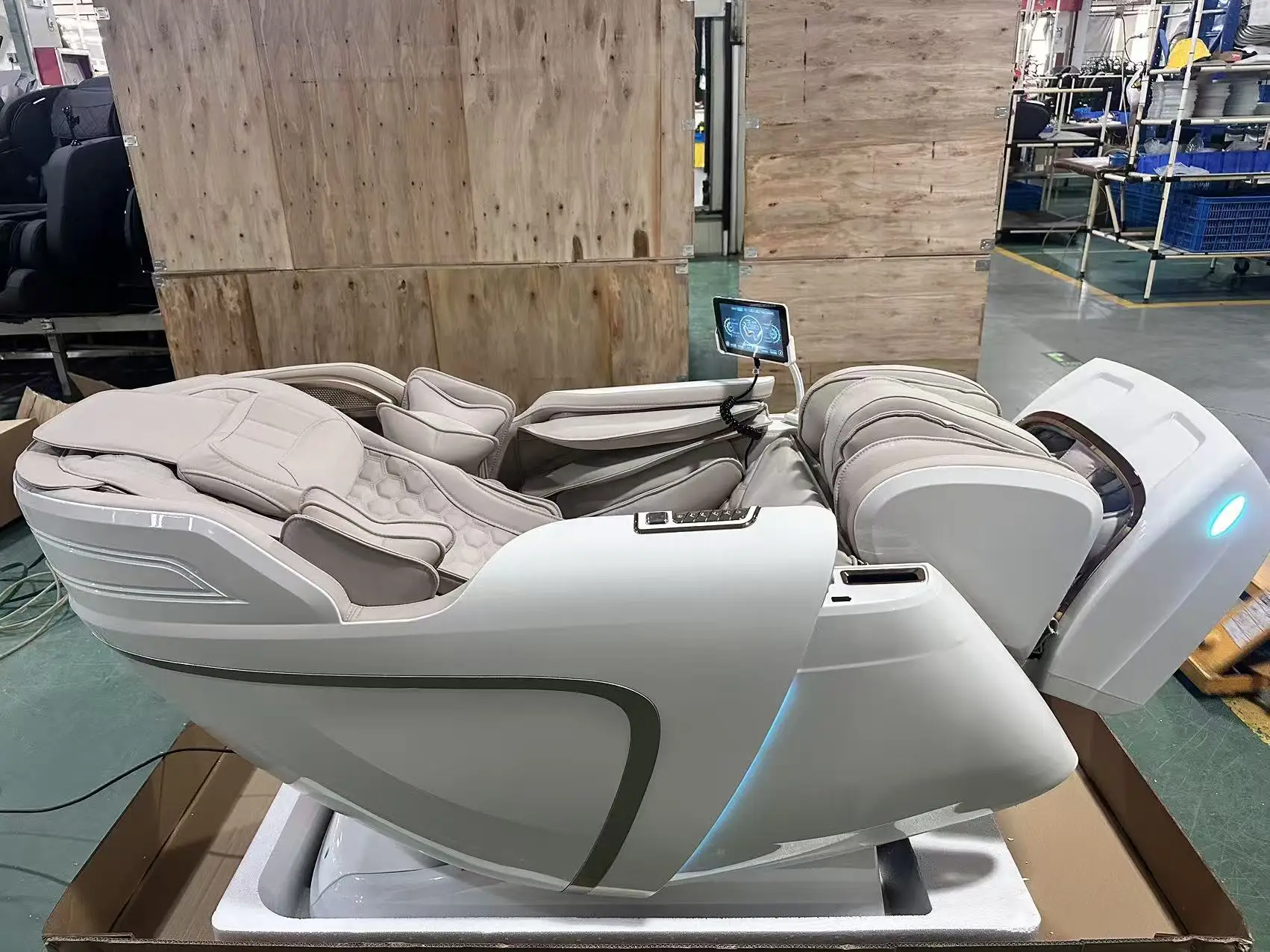 

Dual-Core 4D SL-Track Zero Gravity Full Body Massage Chair with 3D Thai Stretch Electric Leg Lift Home Massage Sofa - 3 Year War