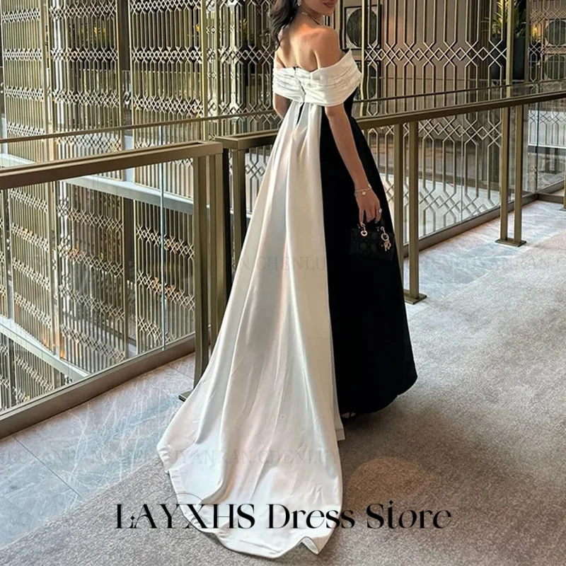 LAYXHS Elegante avondjurken Zwart wit Uit de schouder A-lijn Hofsleep Galajurken Op maat gemaakte robes de soirée